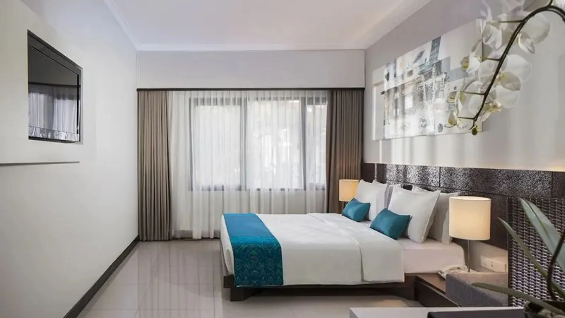 2 Bedroom Balcony Suites 2